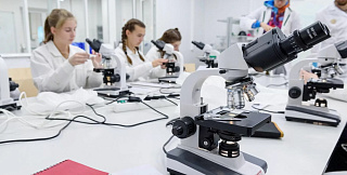 От идеи к внедрению: День российской науки на ФТ «Сириус»